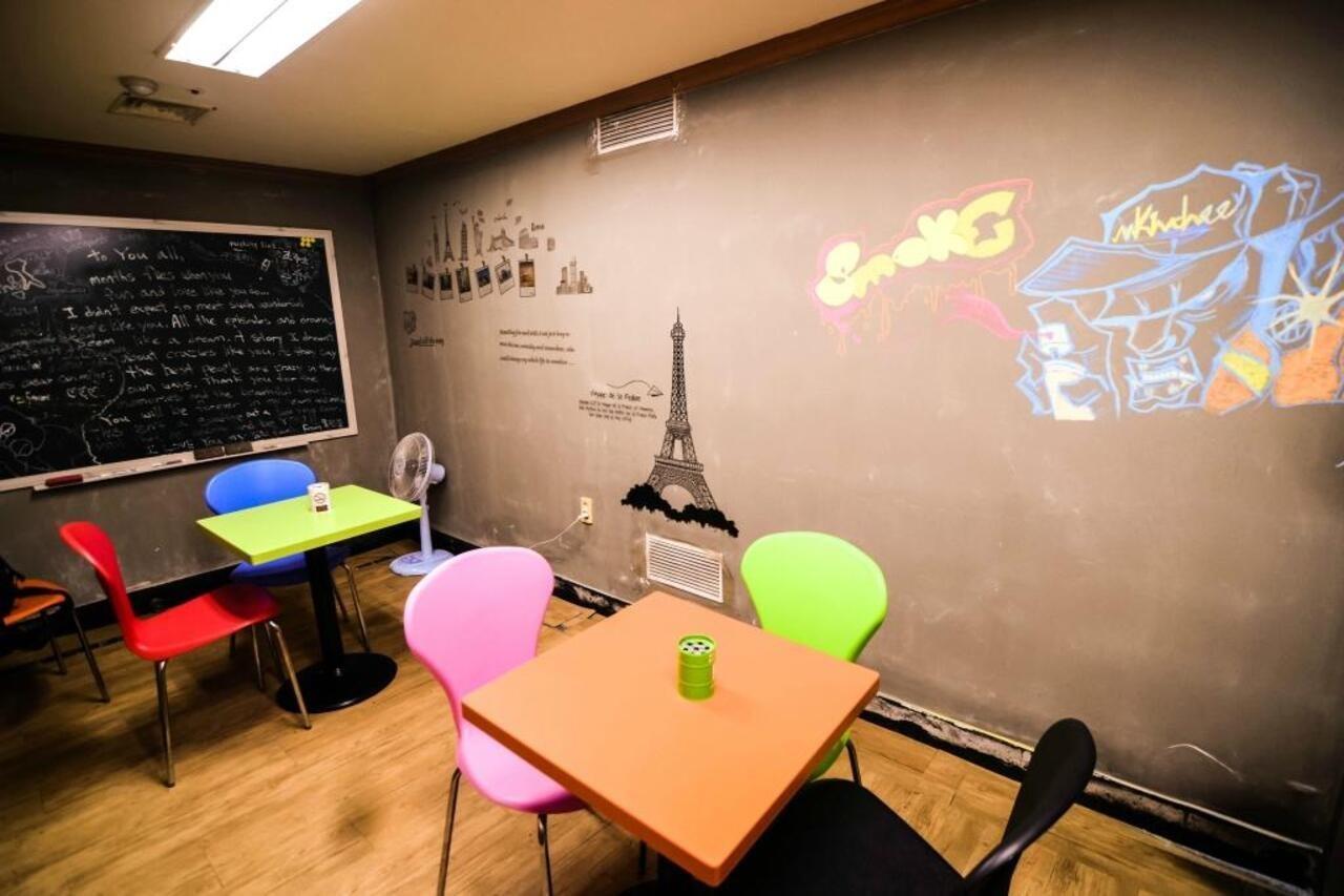 Kimchee Sinchon Guesthouse Seul Dış mekan fotoğraf